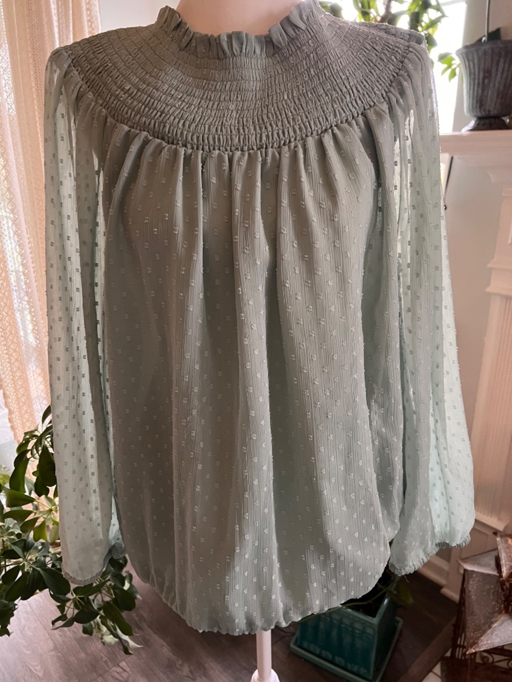 Loft sage mint green clip polka dot boho blouse - Picture 4 of 7
